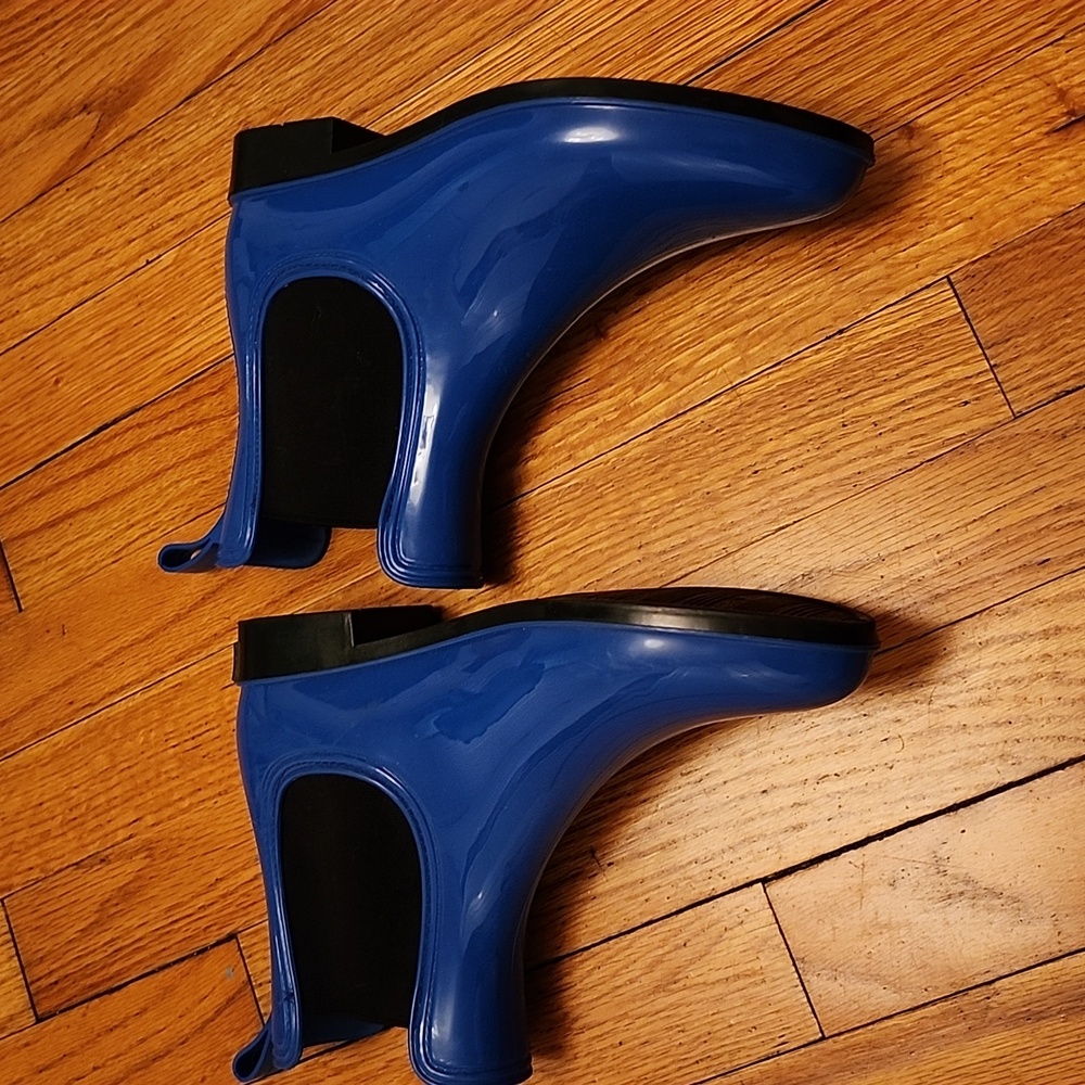 Booties, Royal Blue Rain Booties Sz 9. Like New - Picture 5 of 7